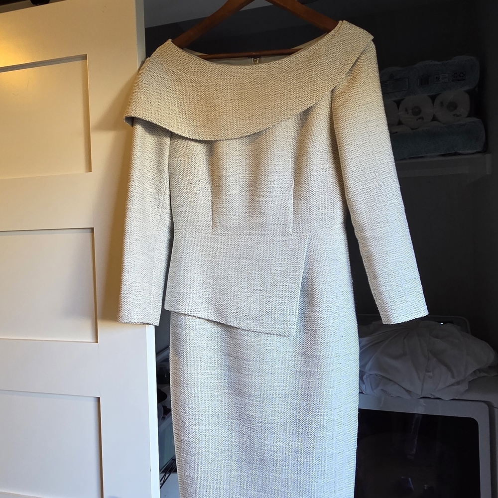 Elegant Cream Women's Dress